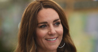 Kate Middleton Terlihat Mengenakan Gelang Mutiara milik Putri Diana