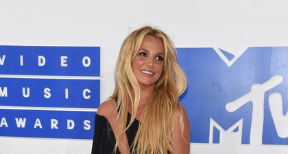 Britney Spears Kembali ke Studio Tari Seperti yang Terlihat dalam Unggahan Klip Instagram Terbaru