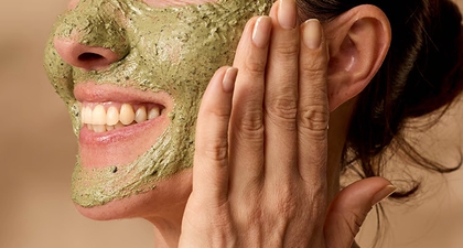 5 Masker Wajah Berbahan Alami yang Wajib Dicoba di 2025 untuk Kulit Sehat