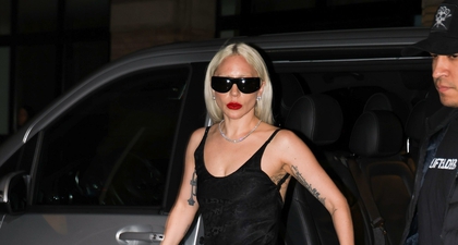 Lady Gaga Tampil dengan Gaya Parisian untuk Kencan Malam Bersama Tunangannya, Michael Polansky