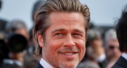 Inilah Foto Terbaru Brad Pitt! Tampak Seksi Menjadi Sukarelawan di LA