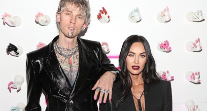 Megan Fox dan Machine Gun Kelly "Dirantai" Bersama Saat Hadir dalam Sebuah Acara