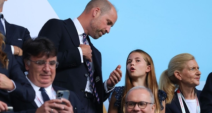 Putri Charlotte Temani Pangeran William Menonton Pertandingan Bola