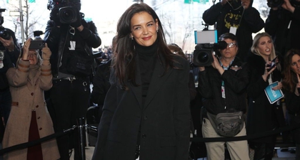 Tampilan Menawan Katie Holmes dengan Palet Warna Hitam dan Putih Dalam Satu Hari