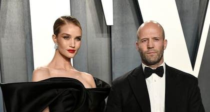 Rosie Huntington-Whiteley Menyambut Kelahiran Anak Keduanya Bersama Sang Tunangan, Jason Statham