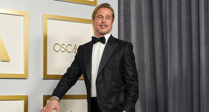 Brad Pitt Tampilkan Model Rambut Ponytail Saat Hadir di Oscar 2021