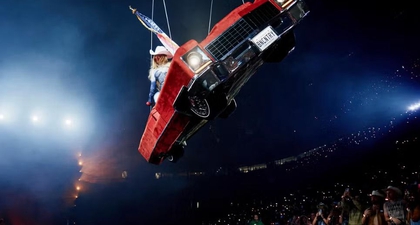 Beyonc&eacute; Atasi Gangguan Teknis Saat Konser di Houston Seperti Layaknya Wanita Super Sejati