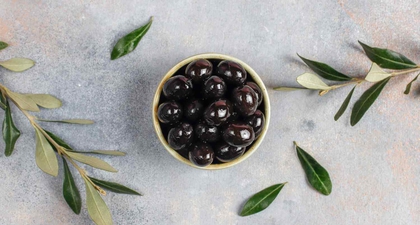 Manfaat Tersembunyi Zaitun Hitam untuk Camilan Sempurna Premenopause