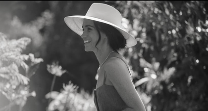 Duchess Meghan Tampil Anggun dalam Potret Eksklusif yang Dirilis untuk Rayakan Ulang Tahunnya