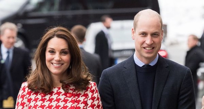 Kate Middleton & Pangeran William Bagikan Foto di Kensington