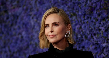 Film Terbaru Charlize Theron Pecahkan Rekor di Netflix