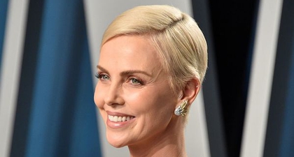 6 Hal yang Dilakukan Charlize Theron Agar Terlihat Awet Muda