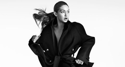 Gigi Hadid Menjadi Desainer