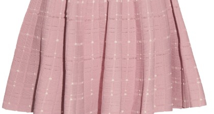 5 Siasat Petite ala Alicia Vikander