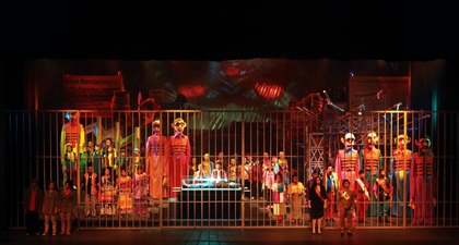 Pentas Demonstran oleh Teater Koma