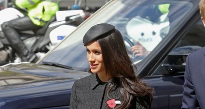 Kalung Inisial Meghan Markle Sempat Jadi Masalah di Istana