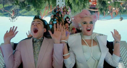 Desain Rinaldy A. Yunardi Untuk Video Klip Katy Perry