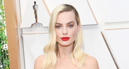 Margot Robbie Ingin Undang Harry & Meghan Markle ke Rumahnya