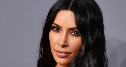 Lihat Transformasi Warna Rambut Kim Kardashian 