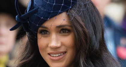 Meghan Markle Kotori Baju Seorang Penggemar dengan Makeup