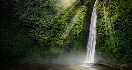 Rekomendasi Air Terjun Terindah di Indonesia