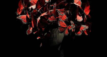 Menilik Pameran Alexander McQueen di London