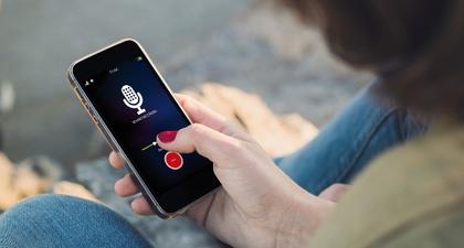 4 Aplikasi Karaoke untuk Penggemar Tarik Suara