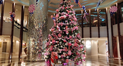 Merayakan Natal dengan Makan Malam di Hotel Bintang Lima