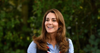 Kate Middleton Padukan Skinny Jeans dan Sepatu Hiking Boots