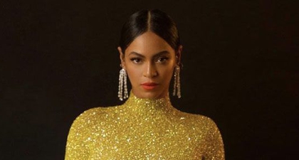 Beyonce Tampil Menawan dengan Gaun Ketat Warna Emas