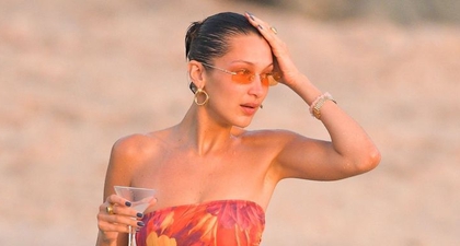 Bella Hadid Pergi ke Pantai dengan Baju Renang Seksi