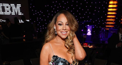 Tampilan Bergaun Silver Memukai dari Mariah Carey