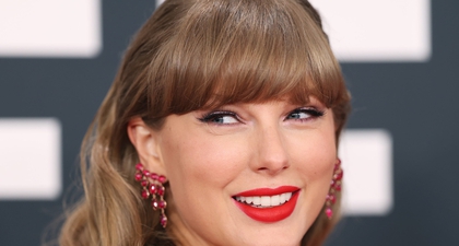 Aksesori Favorit Taylor Swift Ini Merupakan Persembahan untuk Sang Tunangan