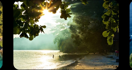 Jelajah 10 Pantai Terkenal di Indonesia