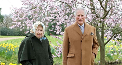 Tengok Foto Baru Ratu Elizabeth dan Pangeran Charles dalam Rangka Perayaan Paskah