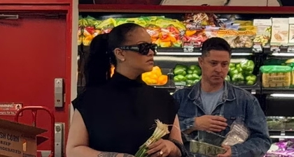 Tas Supermarket Mini Rihanna Mungkin Tak Praktis&mdash;Namun Tak Masalah