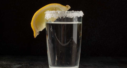 Apakah Air dengan Taburan Garam Laut Benar-benar Memberi Manfaat Kesehatan?