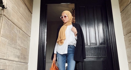 Intip Cara Olla Ramlan Memadukan Setelan Basic Miliknya dengan Hijab