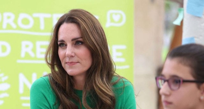 Kate Middleton Tampil Berani dengan Warna Hijau untuk Kunjungan ke Kew Gardens bersama Pangeran William
