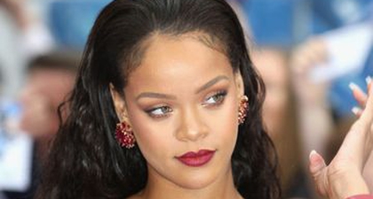 Maternity Shoot Rihanna Tanpa Busana yang Sensual