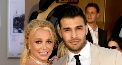 Britney Spears Tampak Mengenakan Cincin Berlian Besar ketika Berkendara Bersama Sang Kekasih, Sam Asghari