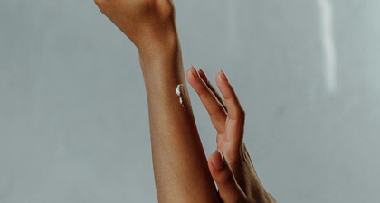 Perbedaan Body Serum dan Body Lotion yang Wajib Diketahui agar Kulit Tampil Sehat dan Terjaga