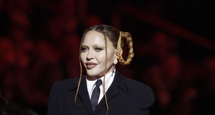 Madonna Menunda Tur Celebration Karena "Infeksi Bakteri Serius"