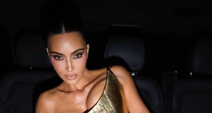 Kim Kardashian Tampil Ala Dewi untuk Ulang Tahunnya dengan Busana Vintage ’90-an