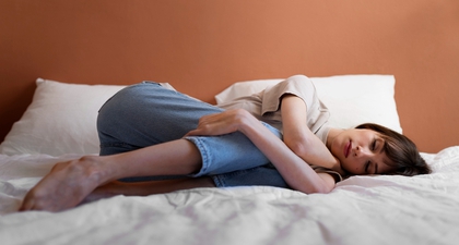 Tidur Tidak Nyaman: Ini Penyebab Kaki Kram Saat Tidur