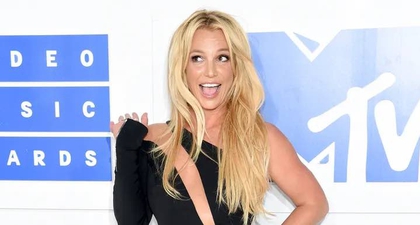 Britney Spears Membagikan Penampilan Sekilas Veil Pernikahannya di Instagram