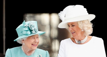 Ratu Elizabeth Menganugerahi Duchess Camilla Salah Satu Penghargaan Tertinggi di Inggris