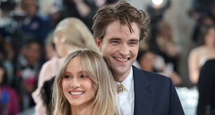 Robert Pattinson dan Suki Waterhouse Picu Rumor Pertunangan