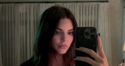 Kendall Jenner Bagikan Video Topless dan Berpose Dengan Pakaian Dalam