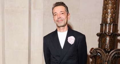 Pieter Mulier Beralih ke Versace